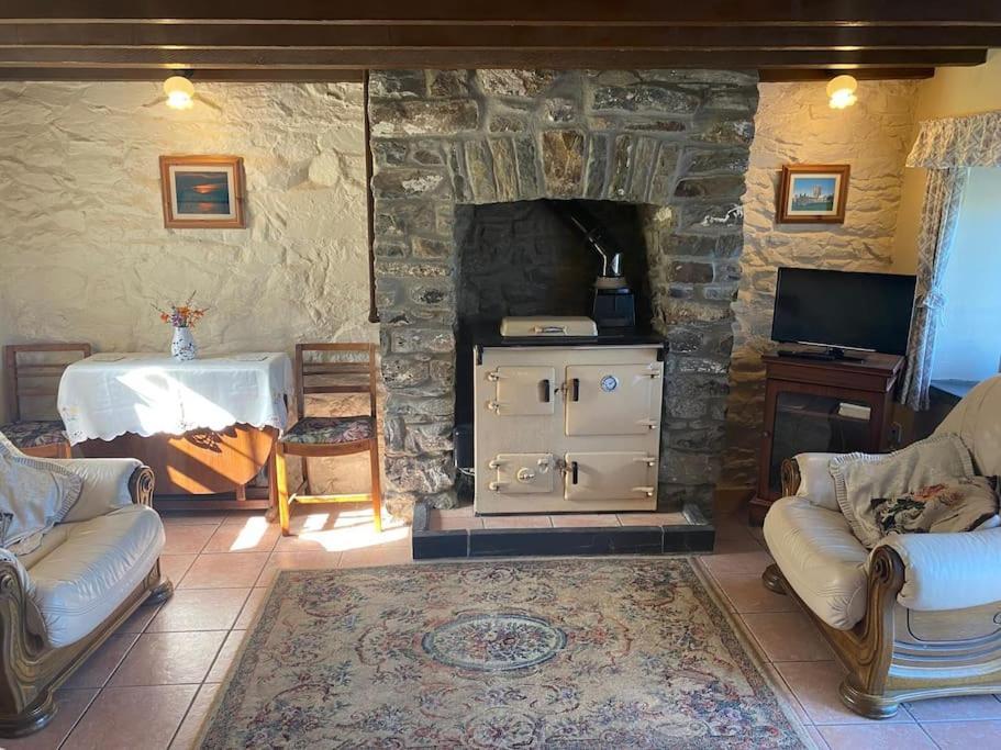 Banc Cottage Moylgrove Zewnętrze zdjęcie