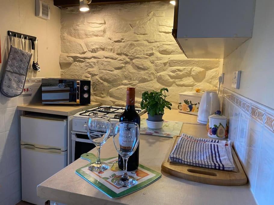 Banc Cottage Moylgrove Zewnętrze zdjęcie